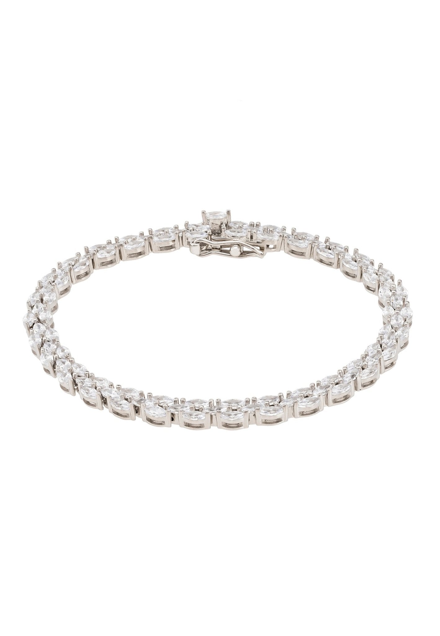 Luxuriöses Blüten-Tennisarmband für Damen – kleines Silberdesign mit simulierten Diamanten | LevarJewelz