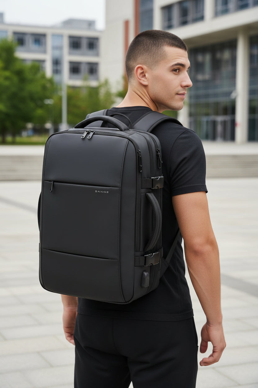 Uitbreidbare reis- en zakenlaptoprugzak met USB-oplaadpoort - Waterdichte rugzak met grote capaciteit voor 17,3" laptop (45L / 37L)