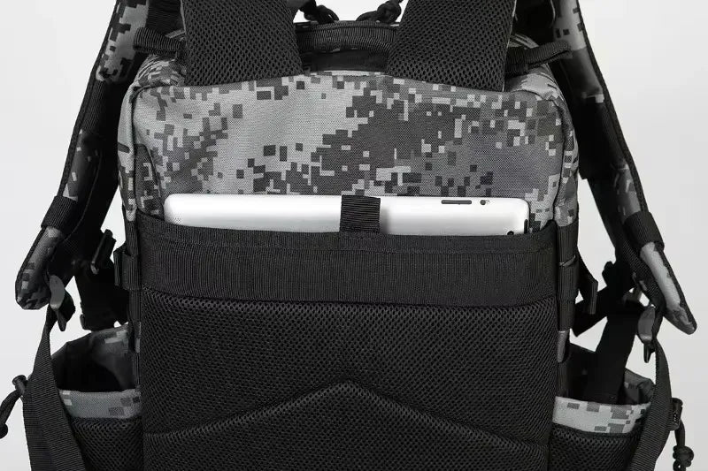 45L Tactische Rugzak voor Mannen en Vrouwen – Outdoor Wandelen, Kamperen, Reizen en Survival Rugzak door LevarJewelz
