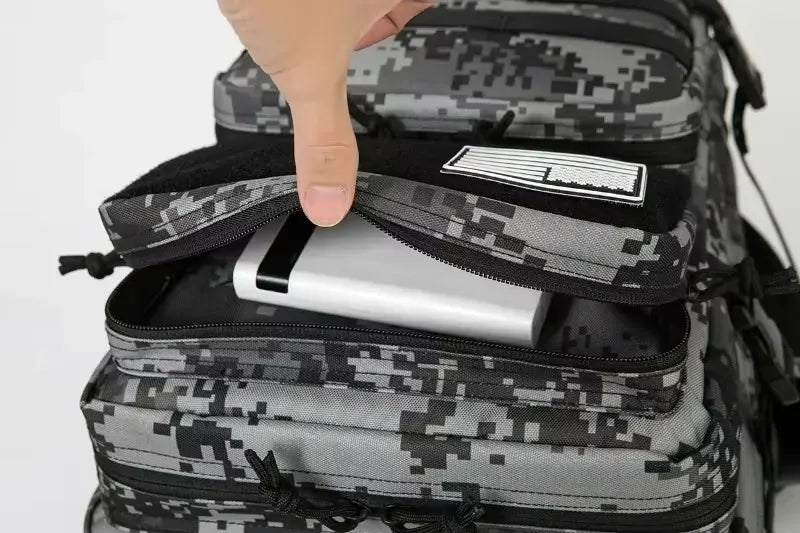 45L Tactische Rugzak voor Mannen en Vrouwen – Outdoor Wandelen, Kamperen, Reizen en Survival Rugzak door LevarJewelz