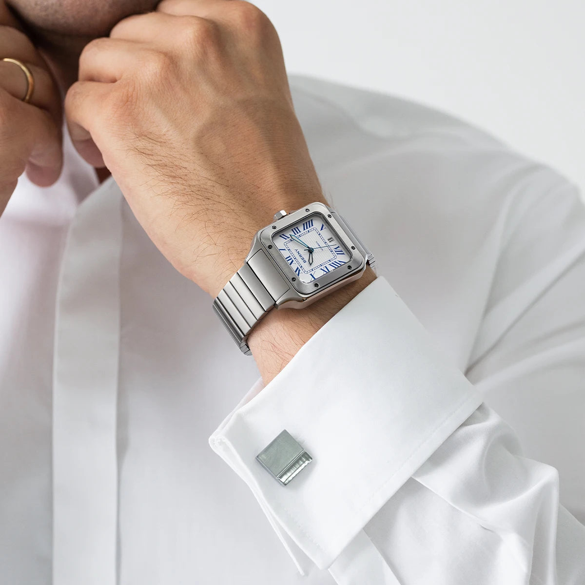 S590531217a6644d3bf0b54074c60f3b8E