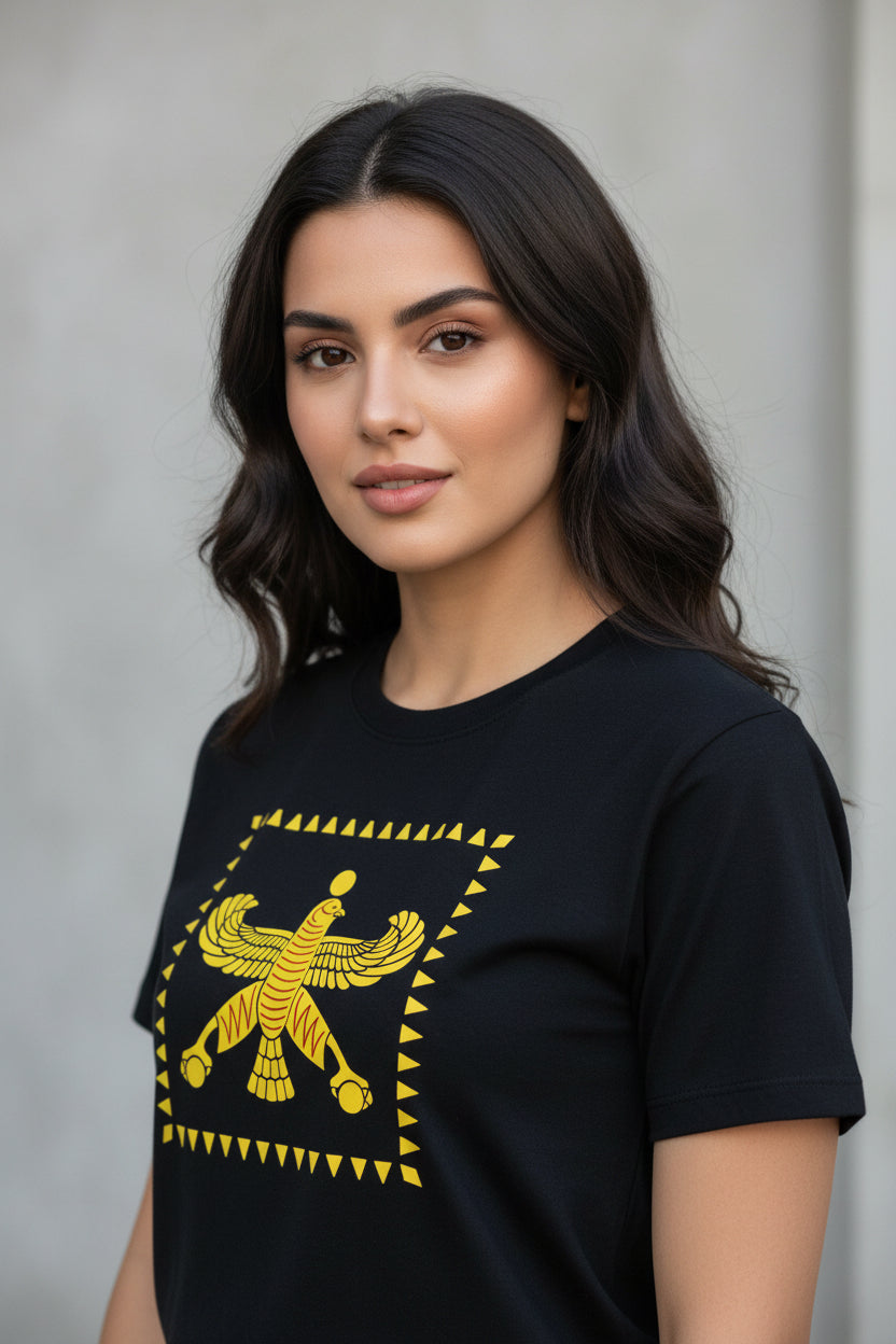 T-shirt met de vlag van het Perzische Achaemenidische Rijk van LevarJewelz